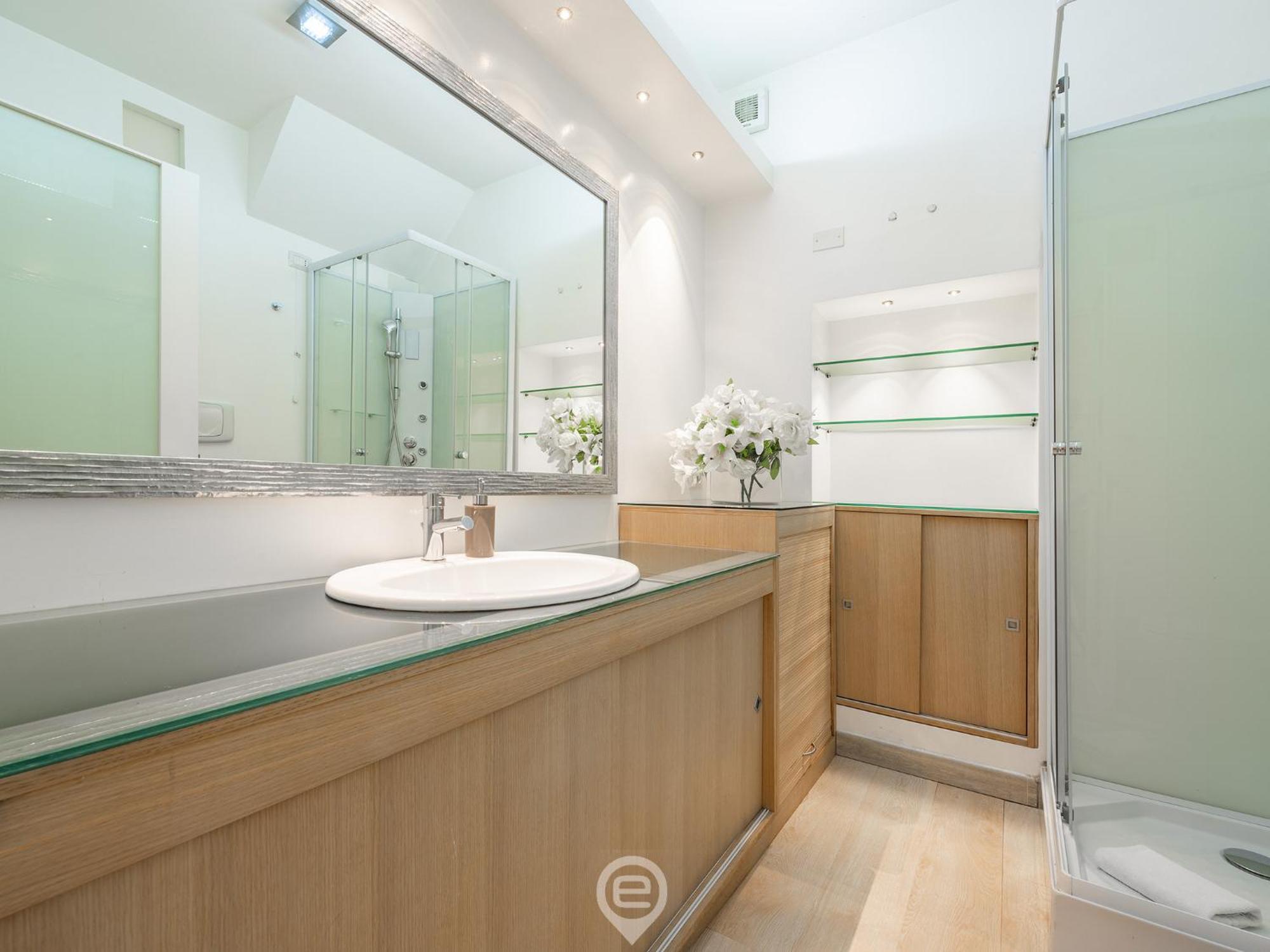Charming Apartment In The City Center Cagliari Kültér fotó