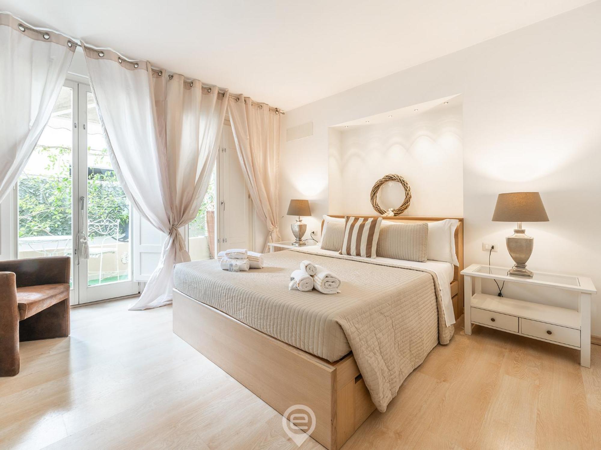 Charming Apartment In The City Center Cagliari Kültér fotó